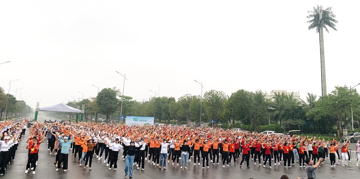 Tổ chức chương trình đồng diễn dân vũ và phát động Hội thi dân vũ và thể dục thể thao Phụ nữ toàn quốc năm 2023 - ảnh 4