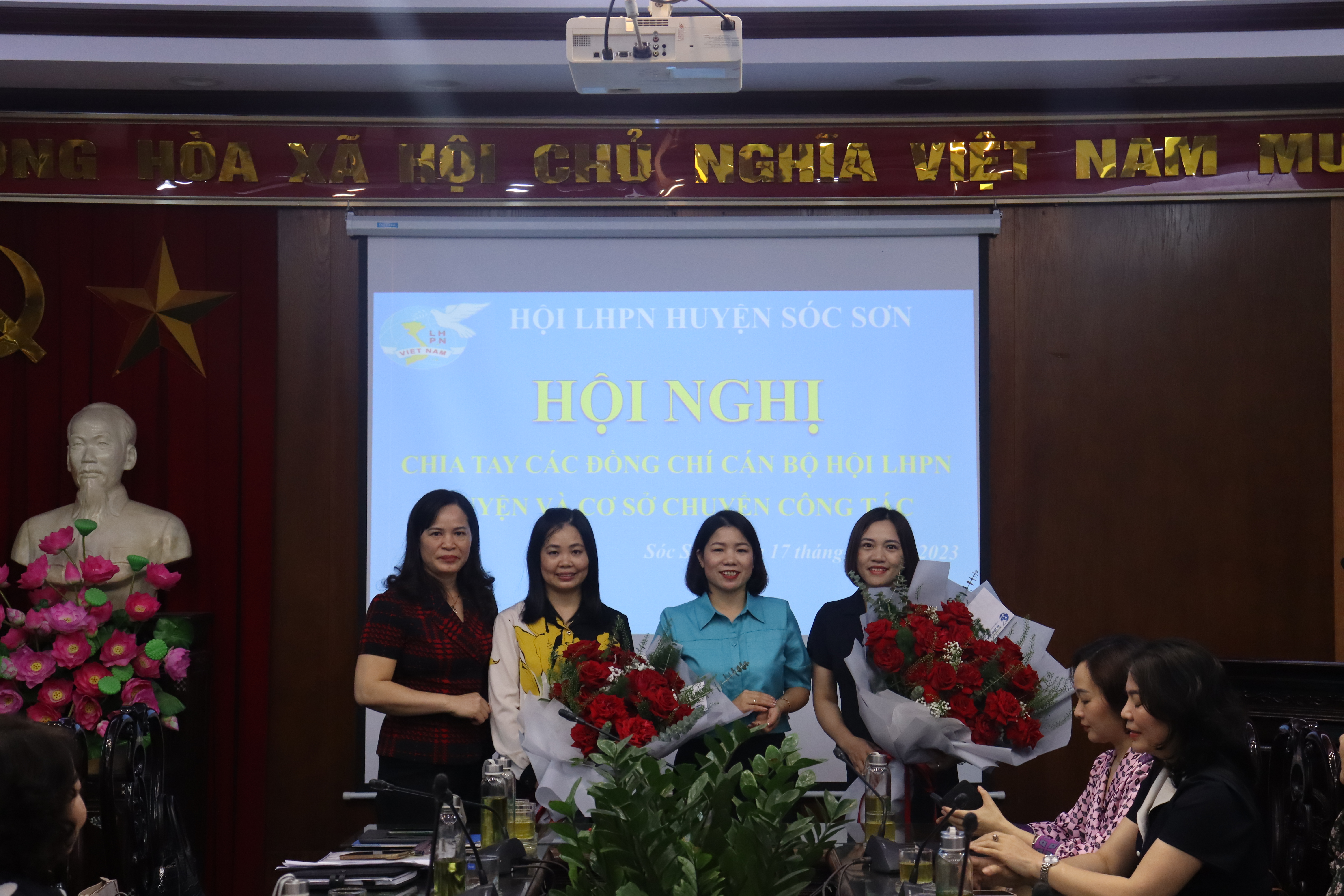 Sóc Sơn: Kiện toàn chức danh Chủ tịch Hội LHPN huyện khóa XI, nhiệm kỳ 2021-2026 - ảnh 9