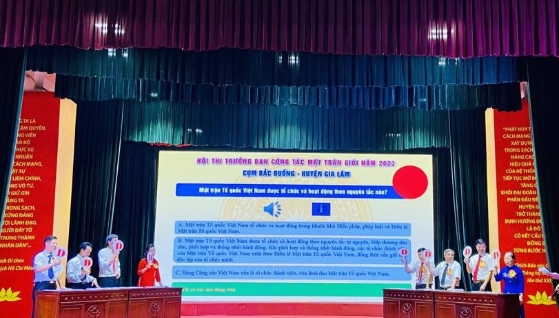 Giao lưu, chia sẻ  kinh nghiệm về những sáng kiến, mô hình hay, cách làm mới - ảnh 2