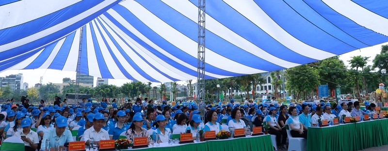 Mỗi cán bộ, hội viên, phụ nữ hãy là một đại sứ tuyên truyền về chống rác thải nhựa, bảo vệ môi trường - ảnh 1