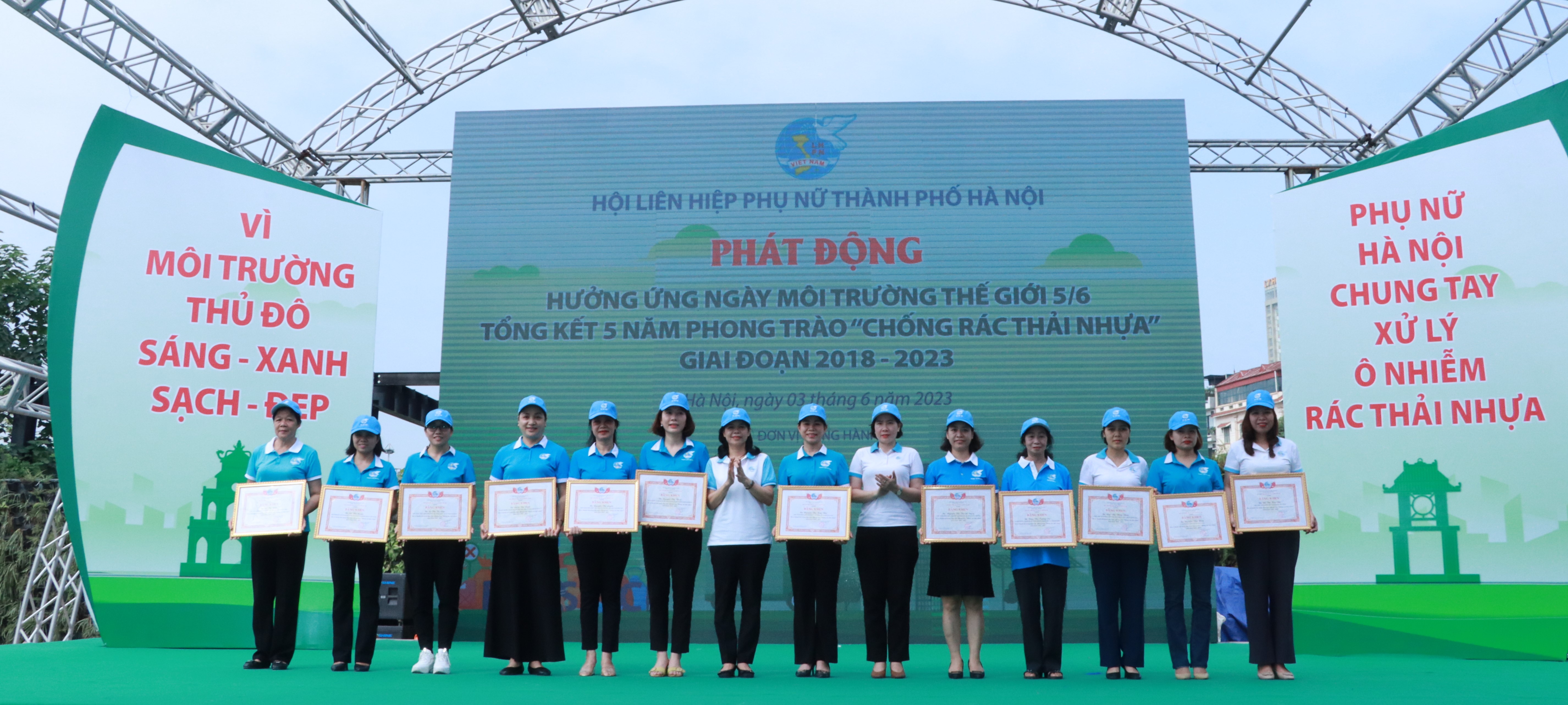Mỗi cán bộ, hội viên, phụ nữ hãy là một đại sứ tuyên truyền về chống rác thải nhựa, bảo vệ môi trường - ảnh 12