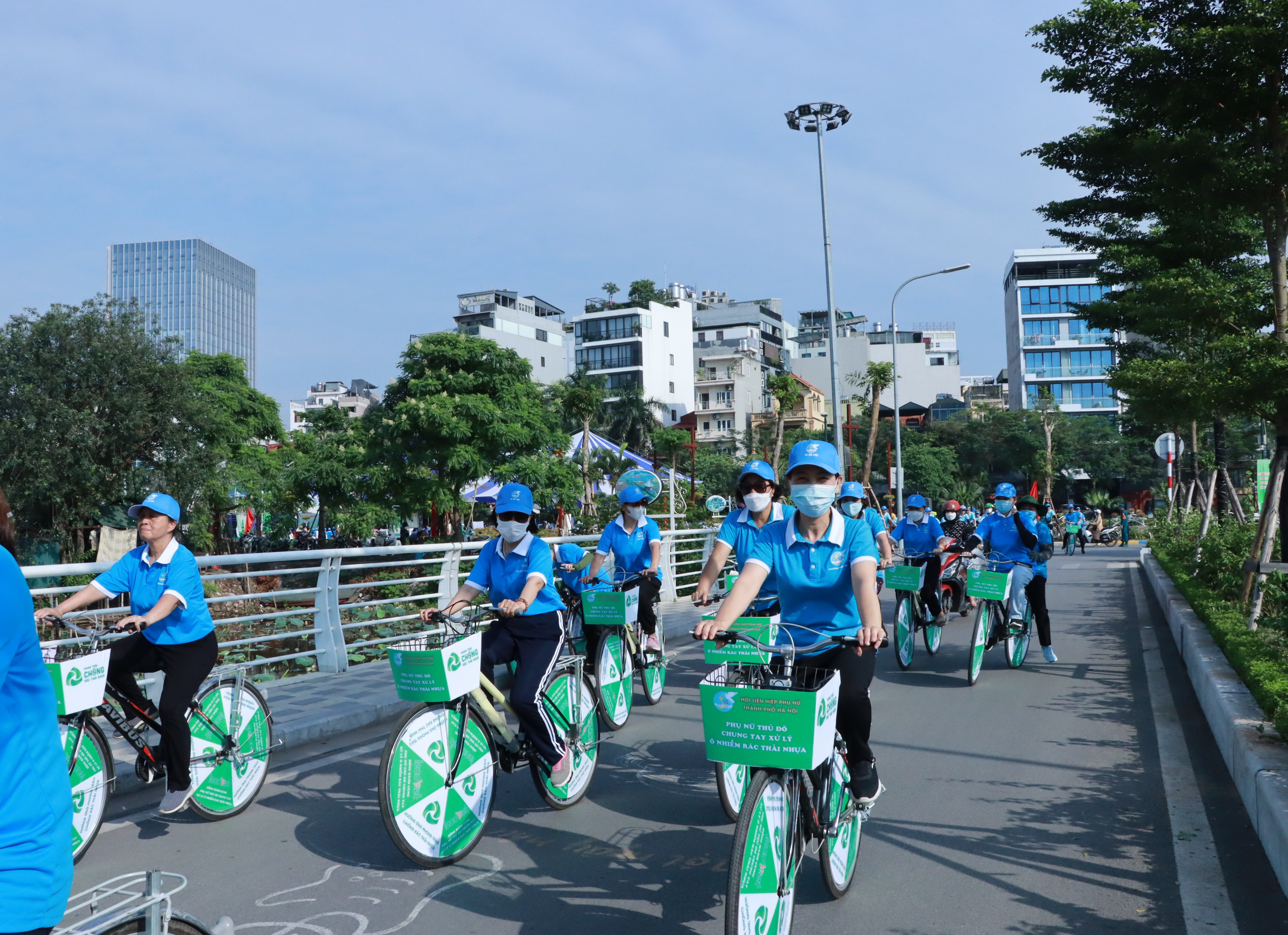 Mỗi cán bộ, hội viên, phụ nữ hãy là một đại sứ tuyên truyền về chống rác thải nhựa, bảo vệ môi trường - ảnh 4