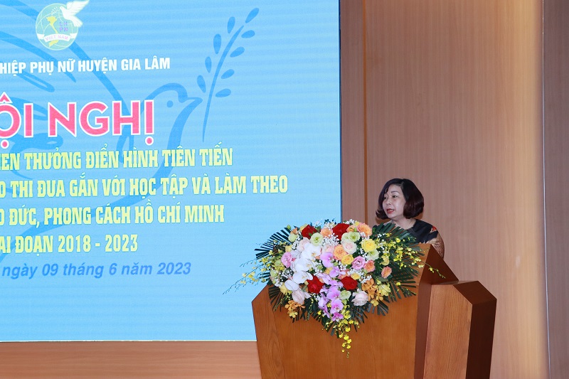 Hội LHPN huyện Gia Lâm: Giao lưu, biểu dương điển hình tiên tiến học tập và làm theo tư tưởng, đạo đức, phong cách  Hồ Chí Minh - ảnh 3