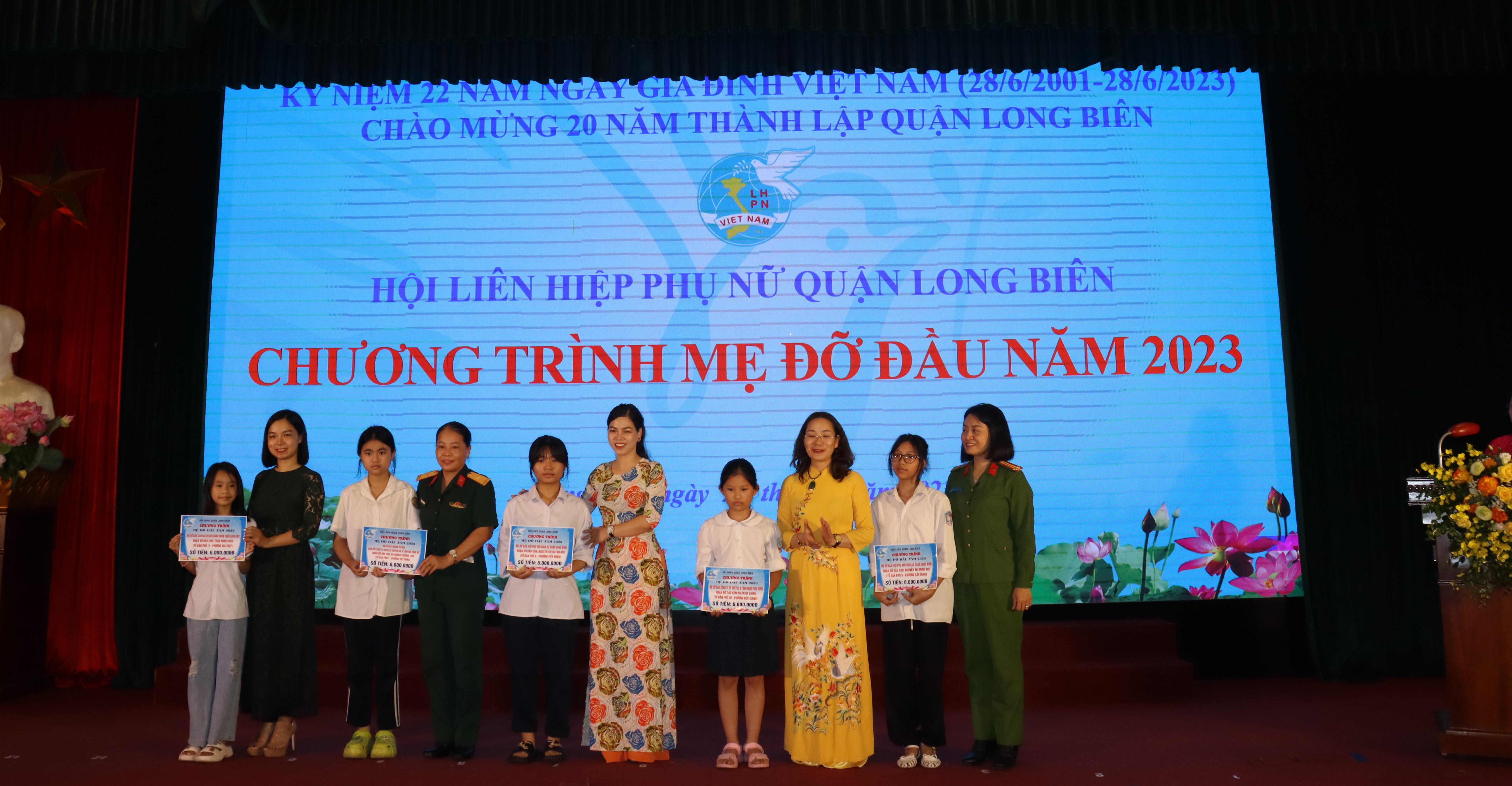 Hội LHPN quận Long Biên nhiều hoạt động ý nghĩa tại “Ngày hội gia đình - Kết nối yêu thương“ - ảnh 6