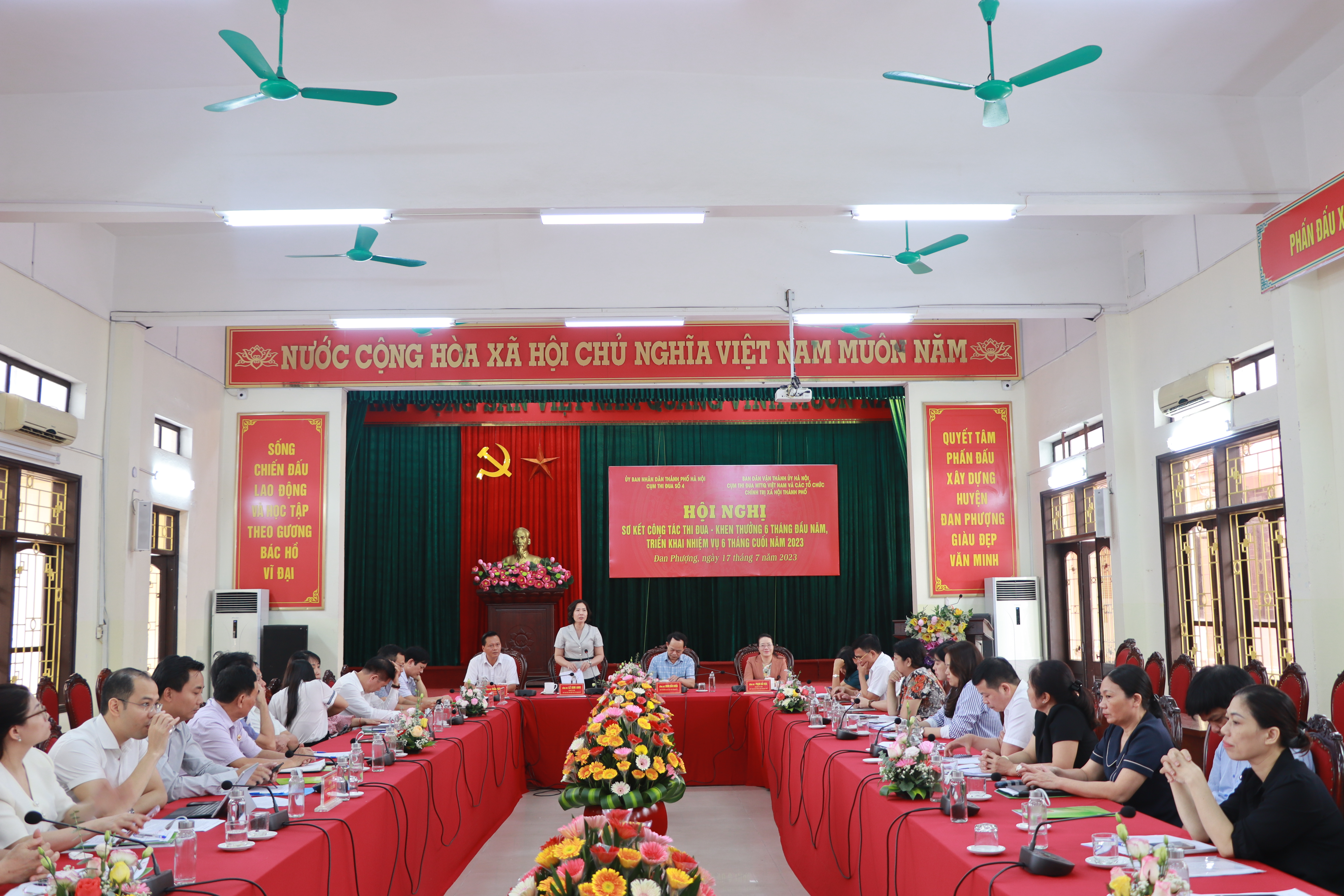 Nhiều đóng góp tích cực vào sự phát triển của Thủ đô - ảnh 8