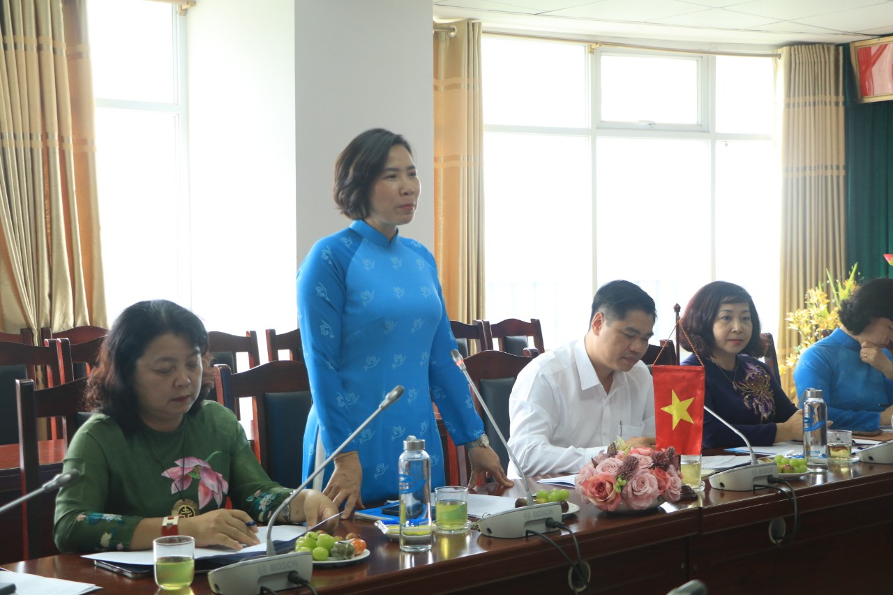 Thăm, chia sẻ kinh nghiệm công tác Hội với Hội LHPN Hà Nội - ảnh 16