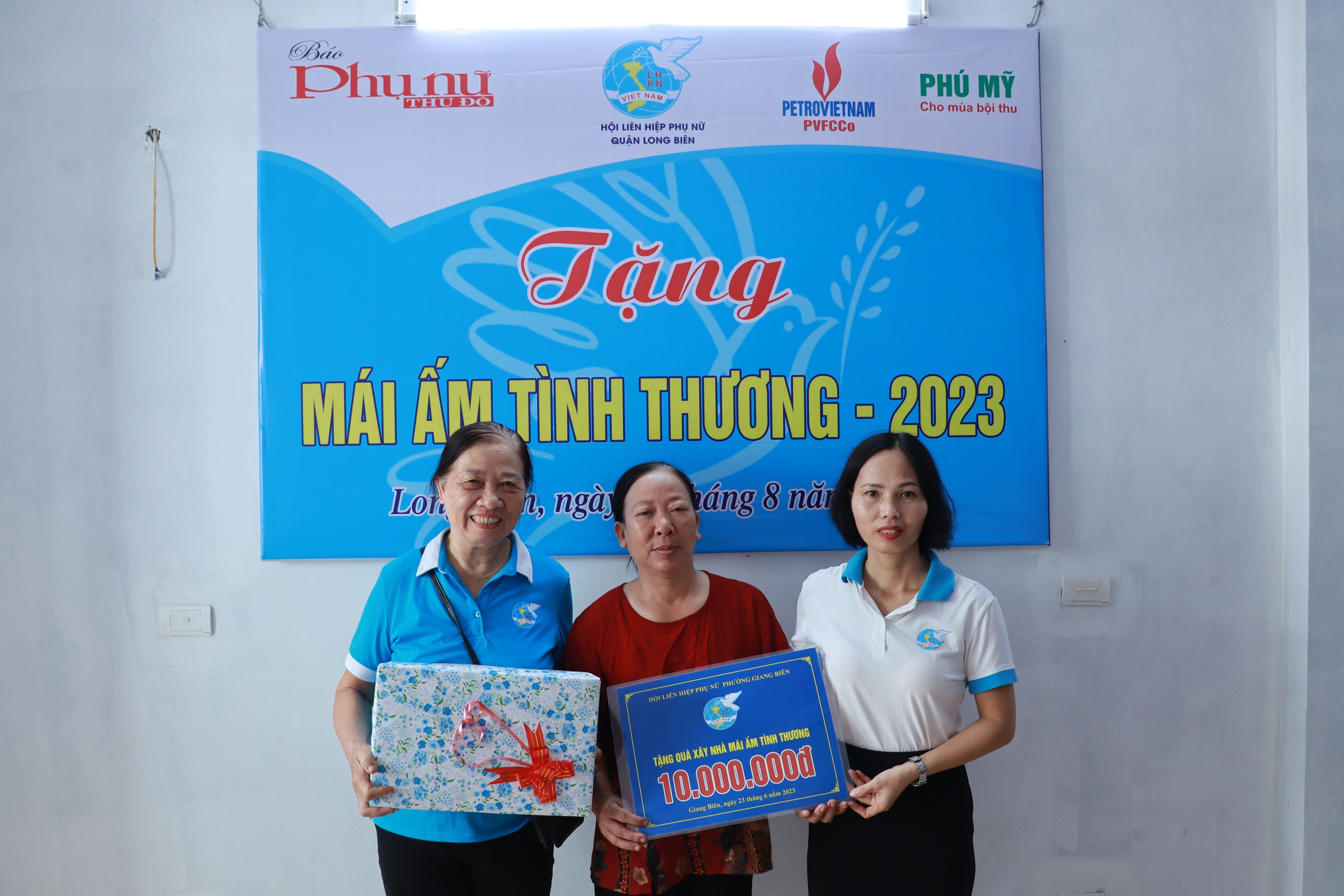 Bàn giao mái ấm tình thương cho phụ nữ khó khăn tại quận Long Biên - ảnh 9