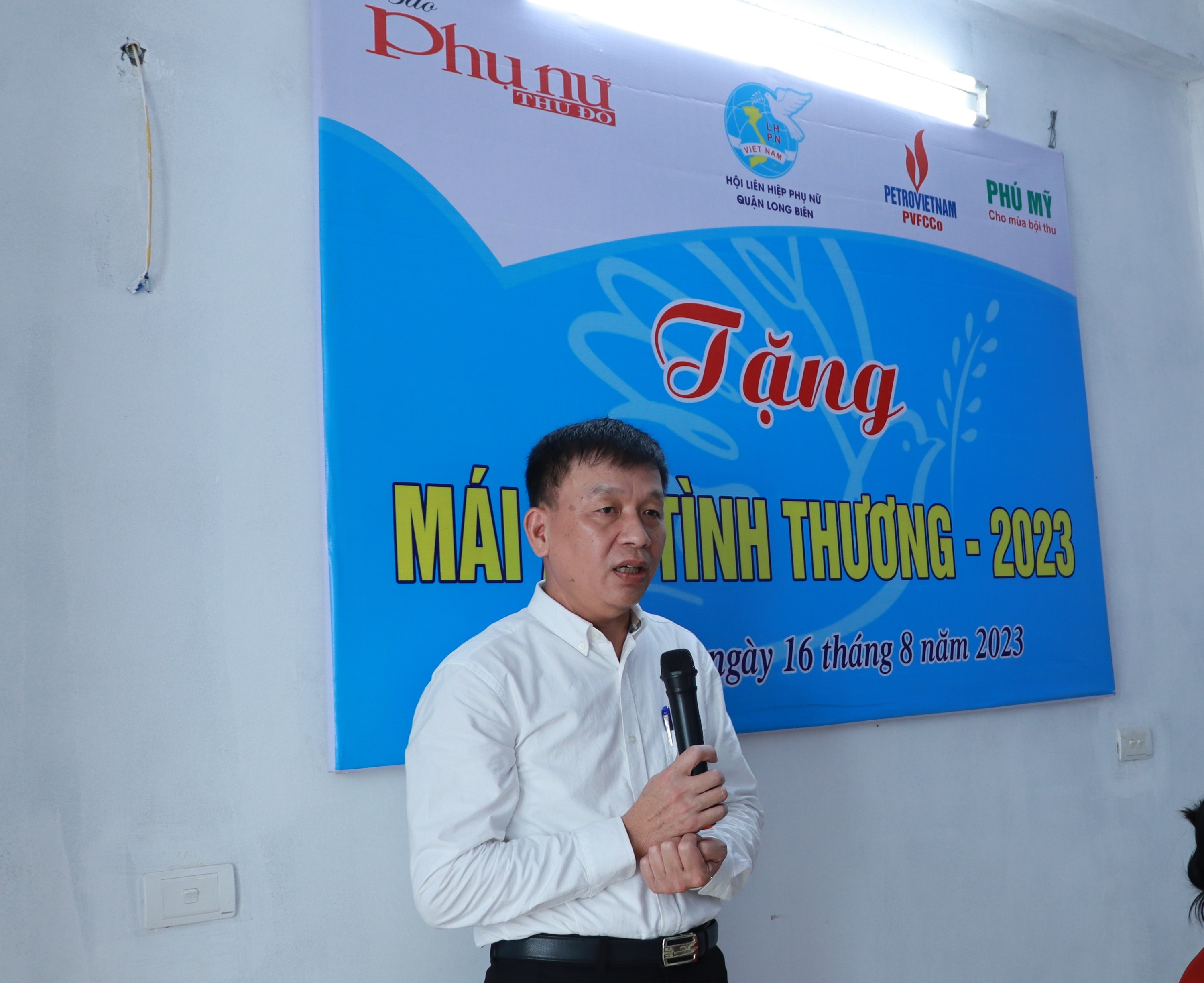 Bàn giao mái ấm tình thương cho phụ nữ khó khăn tại quận Long Biên - ảnh 4