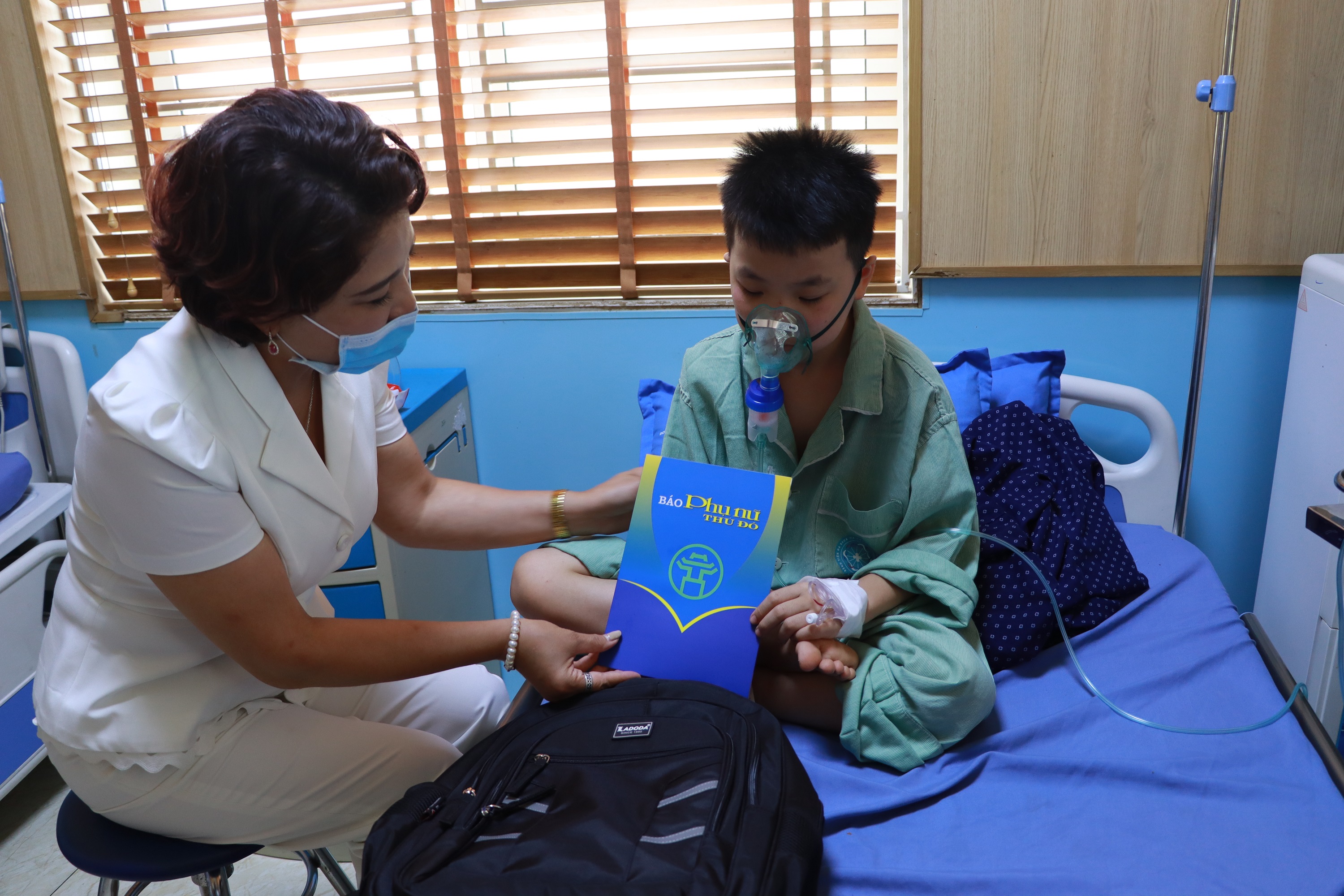 Tiếp tục hoạt động thăm, chia sẻ mất mát với các nạn nhân trong vụ cháy tại quận Thanh Xuân - ảnh 1