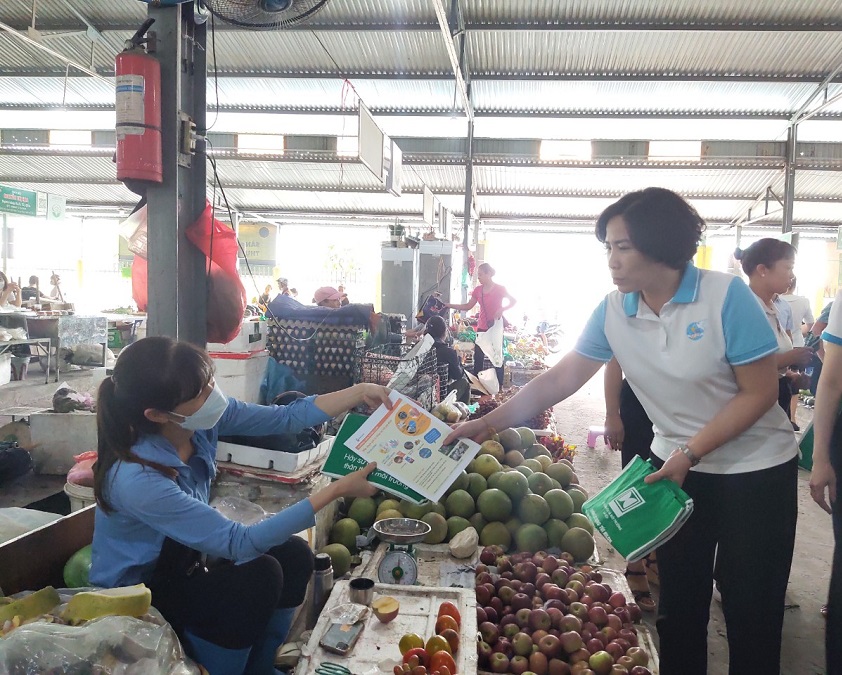 Ra mắt mô hình “Chợ Văn minh – An toàn – Hiệu quả” - ảnh 8
