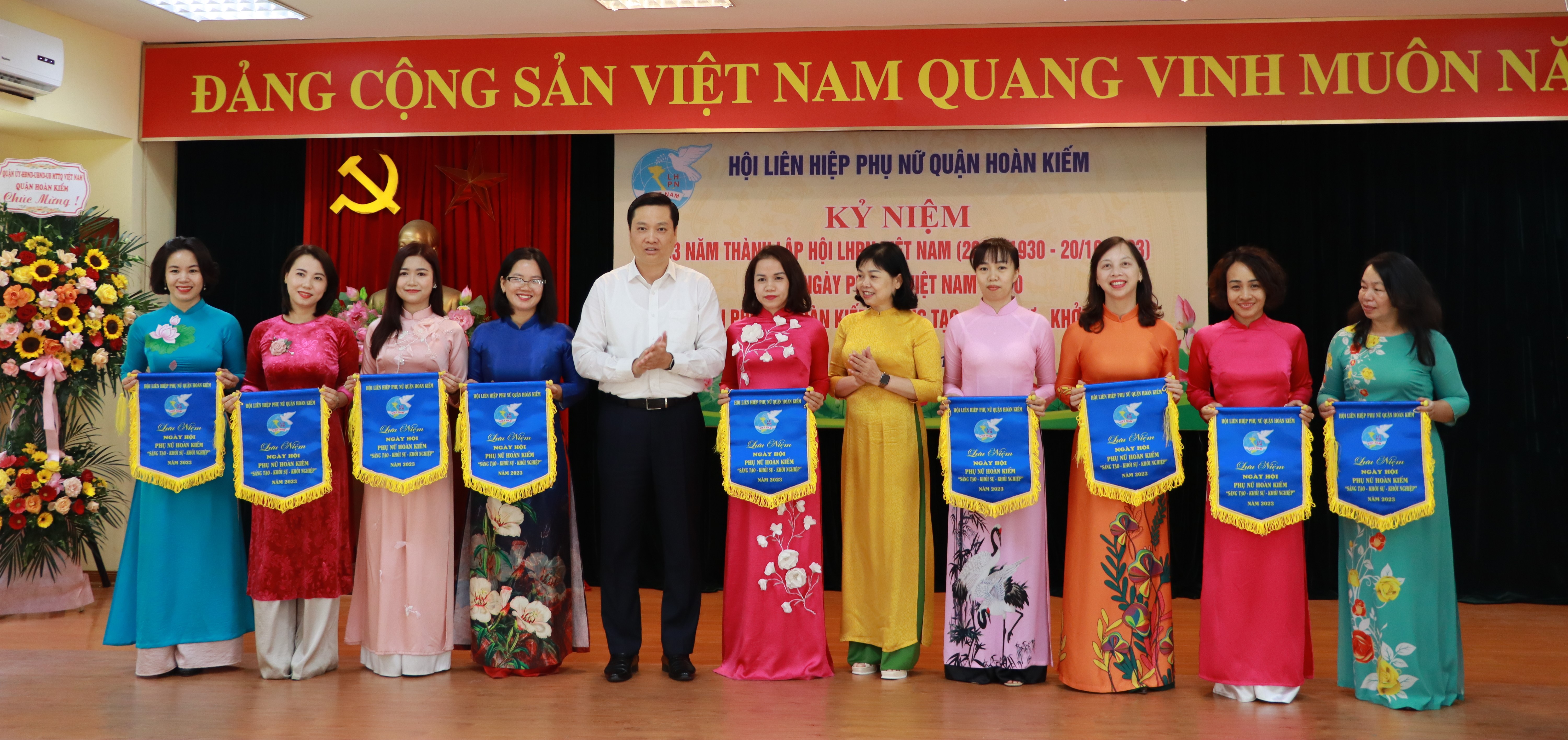 Sôi nổi Ngày hội Phụ nữ Hoàn Kiếm sáng tạo khởi nghiệp năm 2023 - ảnh 4