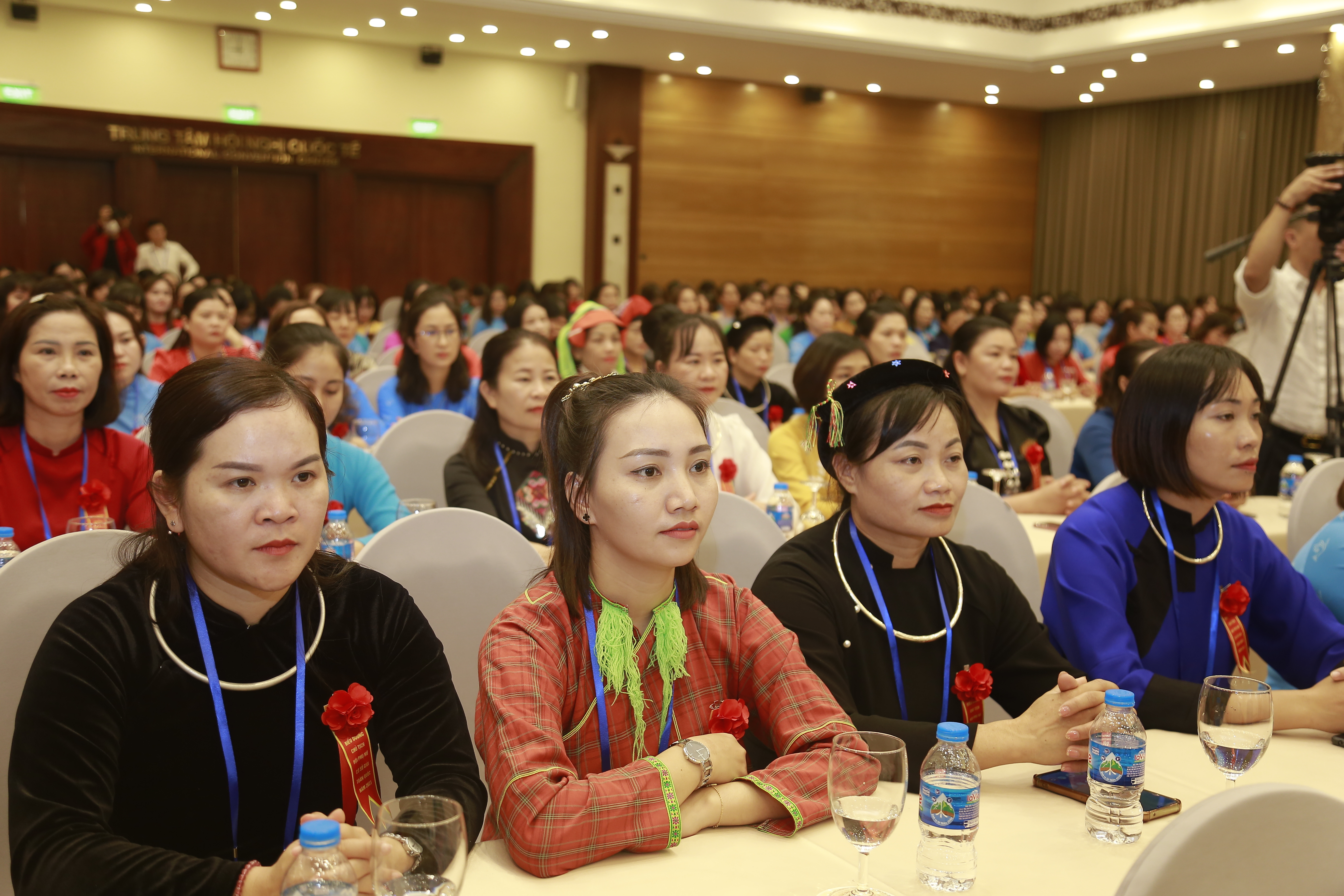 Xây dựng hình ảnh người phụ nữ thời đại mới, góp phần xứng đáng cho các mục tiêu phát triển đất nước - ảnh 2