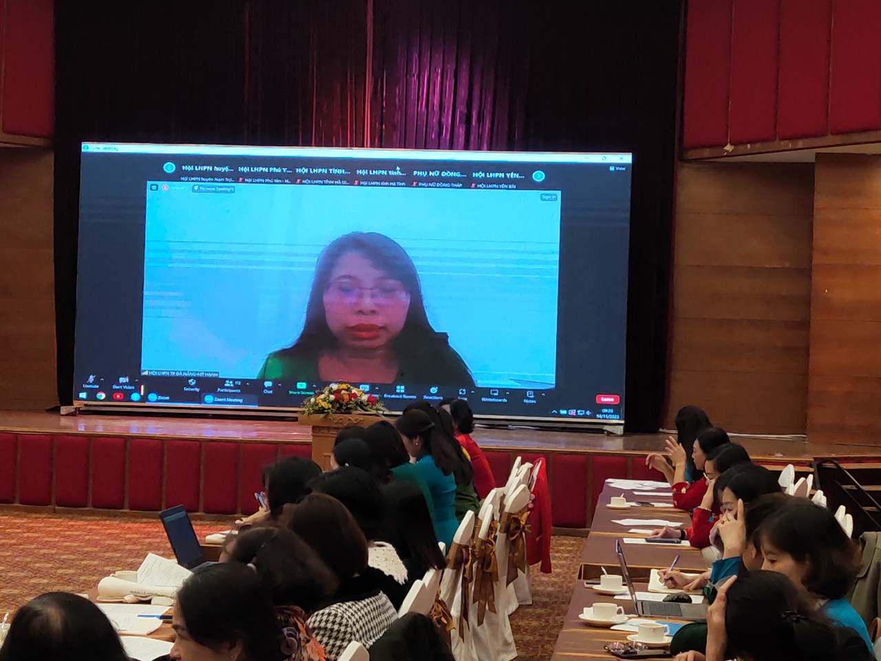 Hội LHPN Việt Nam khen thưởng 129 tập thể, cá nhân có thành tích xuất sắc trong phong trào “Chống rác thải nhựa” - ảnh 3
