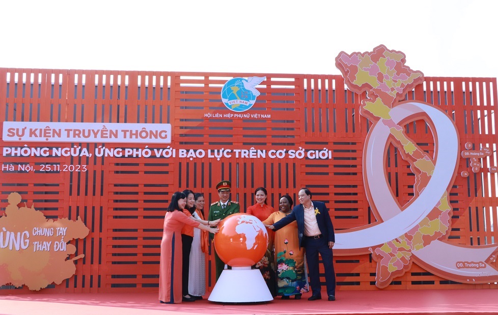Cùng chung tay, cùng thay đổi phòng ngừa, ứng phó với bạo lực trên cơ sở giới - ảnh 1