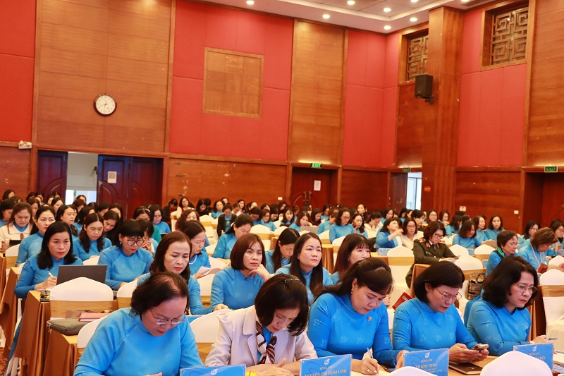 Khai mạc hội nghị Ban chấp hành TƯ Hội LHPN Việt Nam lần thứ 7, khóa XIII - ảnh 4