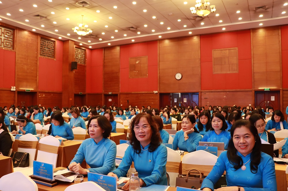 Khai mạc hội nghị Ban chấp hành TƯ Hội LHPN Việt Nam lần thứ 7, khóa XIII - ảnh 3