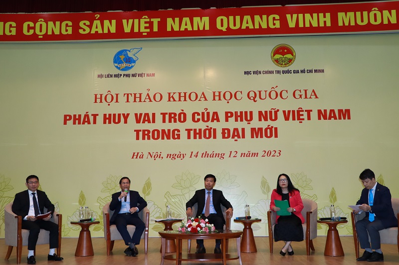 Xây dựng người phụ nữ Việt Nam thời đại mới đáp ứng yêu cầu phát triển bền vững và hội nhập quốc tế - ảnh 4