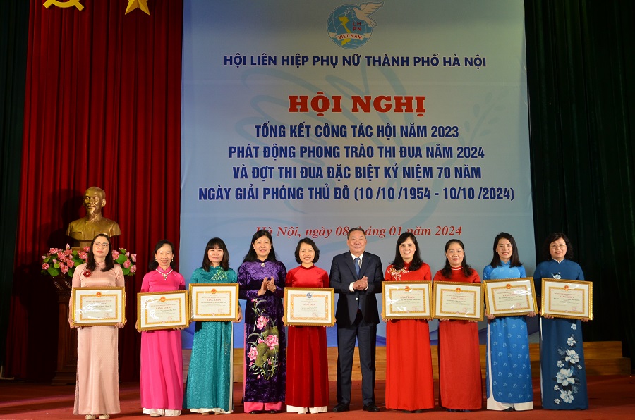 Phụ nữ Thủ đô tăng cường ứng dụng công nghệ thông tin trong hoạt động Hội - ảnh 7