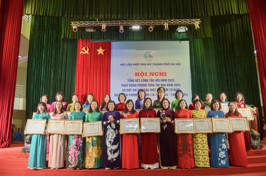 Phụ nữ Thủ đô tăng cường ứng dụng công nghệ thông tin trong hoạt động Hội - ảnh 8