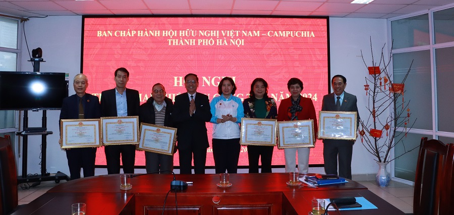 Tăng cường hoạt động giao lưu nhân dân, hữu nghị hợp tác giữa 2 nước - ảnh 6