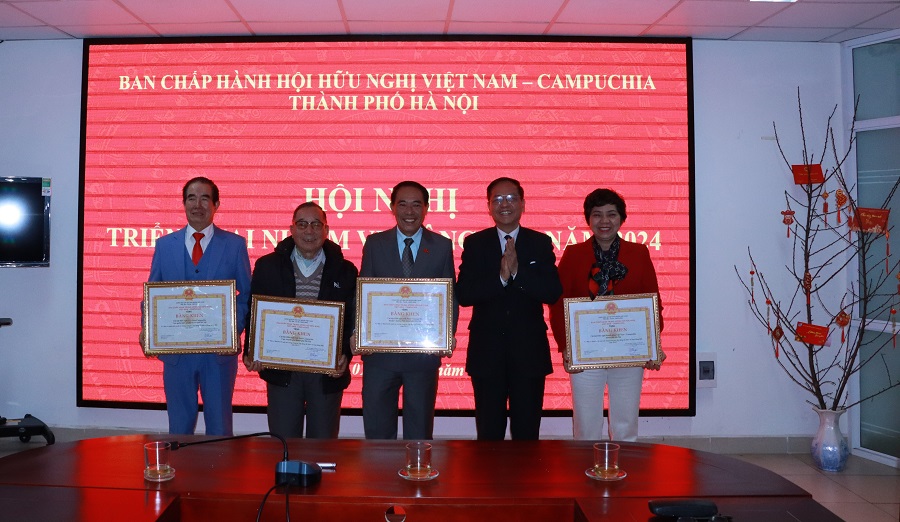 Tăng cường hoạt động giao lưu nhân dân, hữu nghị hợp tác giữa 2 nước - ảnh 7