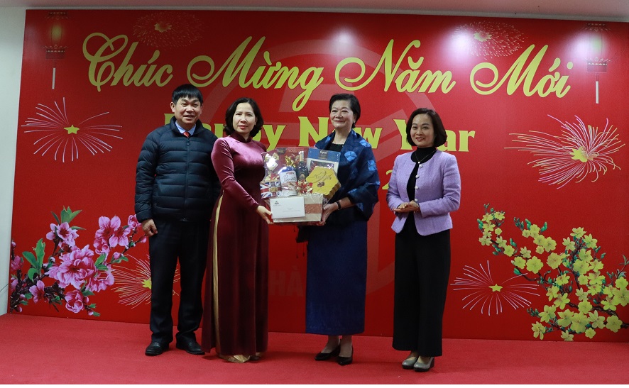 Việt Nam - Campuchia giao lưu, đón Tết cổ truyền tại Hà Nội - ảnh 4