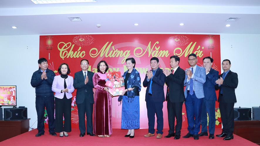 Việt Nam - Campuchia giao lưu, đón Tết cổ truyền tại Hà Nội - ảnh 5