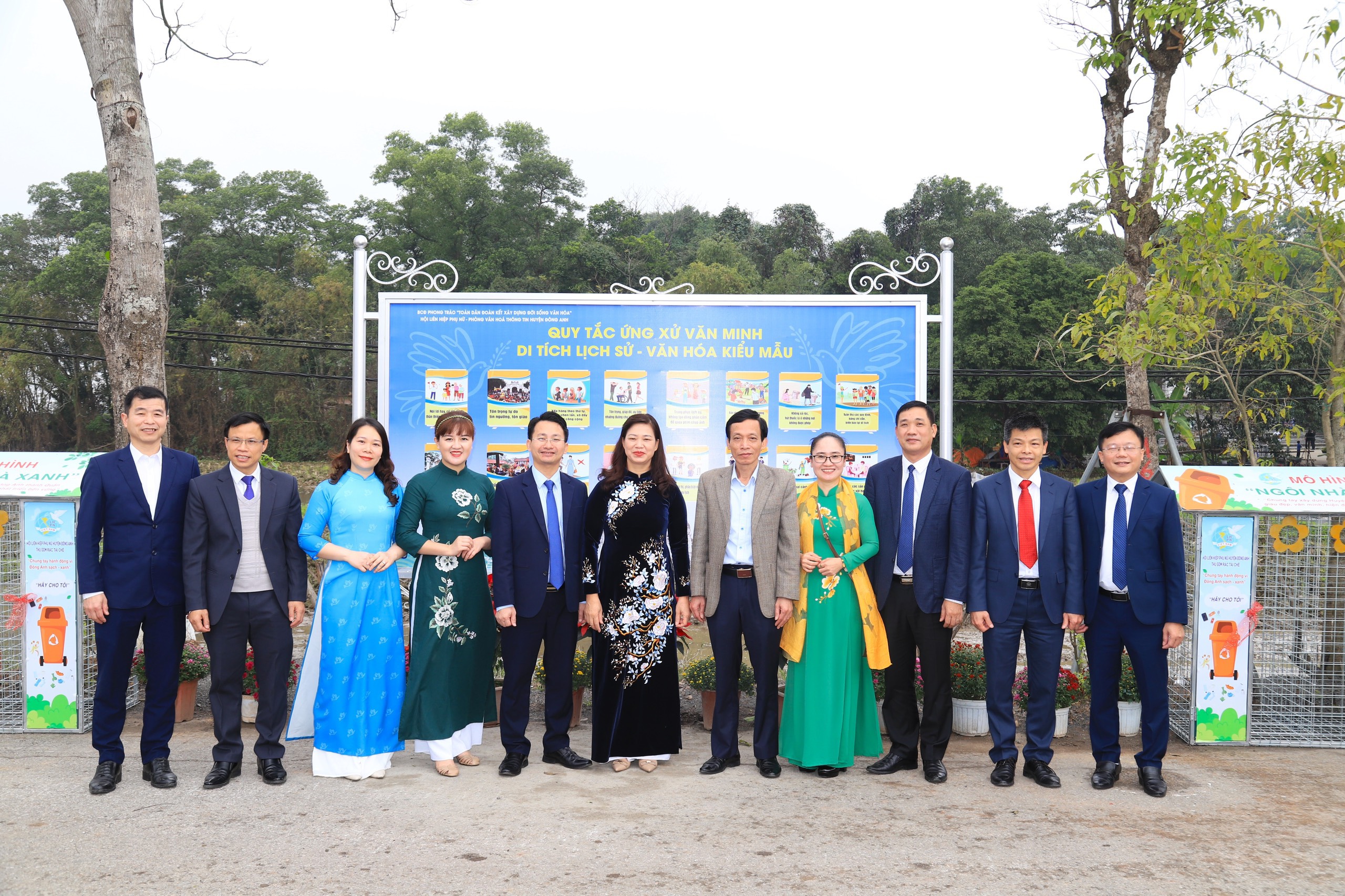 Các cấp Hội Phụ nữ huyện Đông Anh tổ chức nhiều hoạt động ý nghĩa chào đón năm mới - ảnh 1