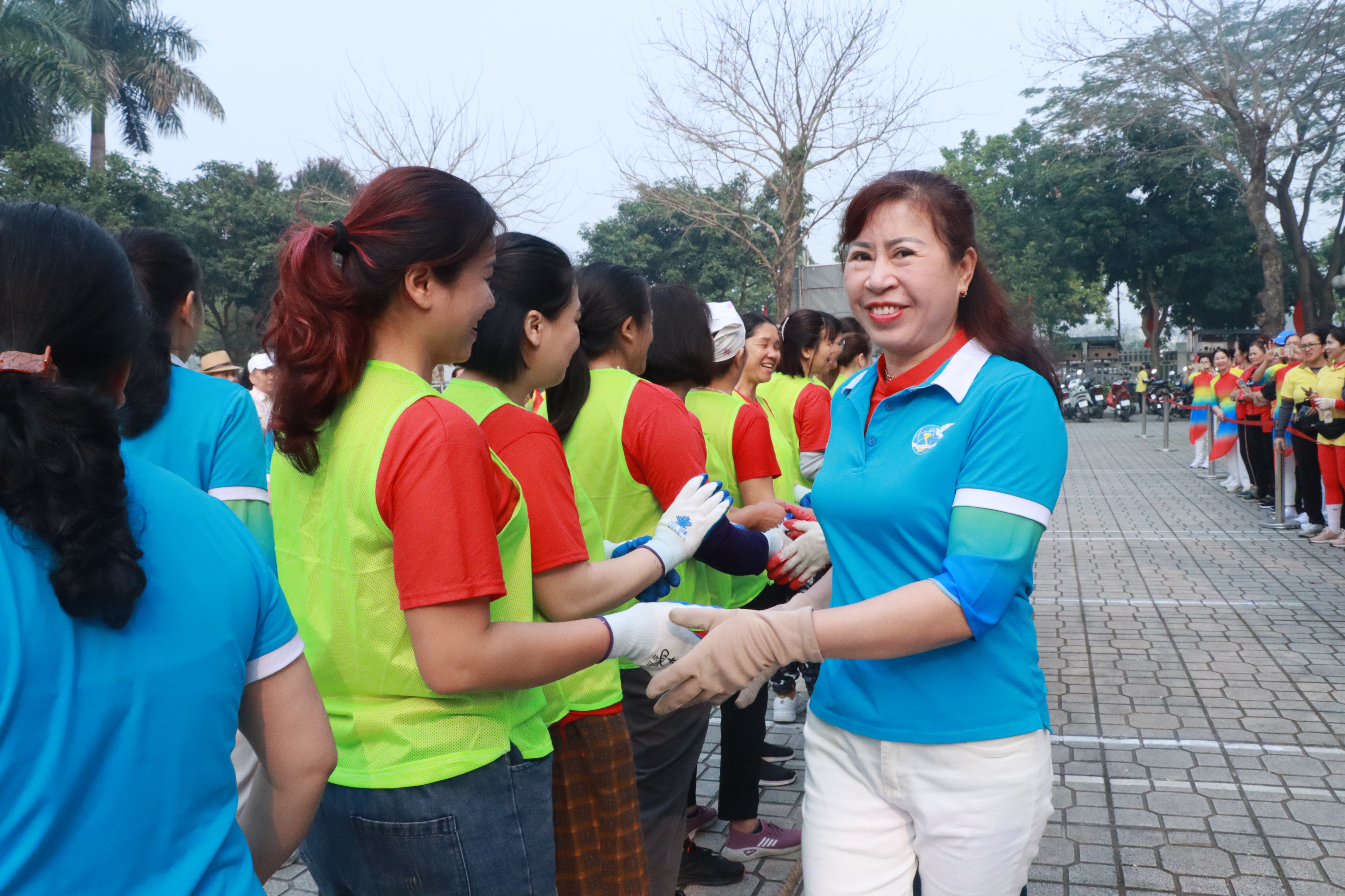 Quận Long Biên: “Cán bộ, hội viên phụ nữ chúng tôi rất vui, phấn khởi đến với ngày hội!“ - ảnh 7