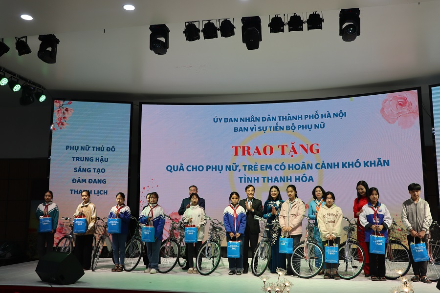 Triển khai công tác bình đẳng giới, vì sự tiến bộ phụ nữ năm 2024 - ảnh 9