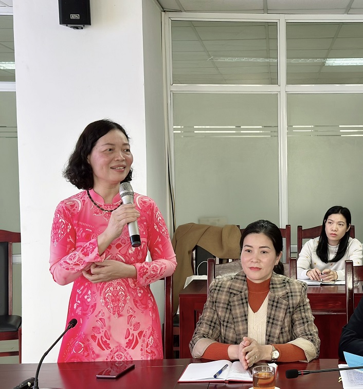 Nói chuyện chuyên đề “Lịch sử và truyền thống Hội LHPN Việt Nam” - ảnh 3
