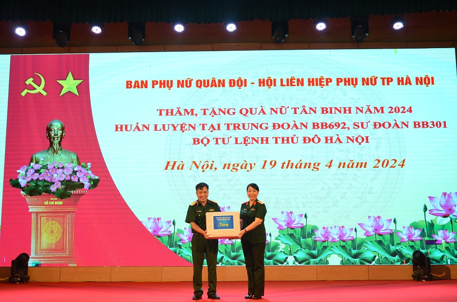 Môi trường quân đội sẽ là trường học lớn để các nữ tân binh rèn luyện, phát huy năng lực, phẩm chất - ảnh 5
