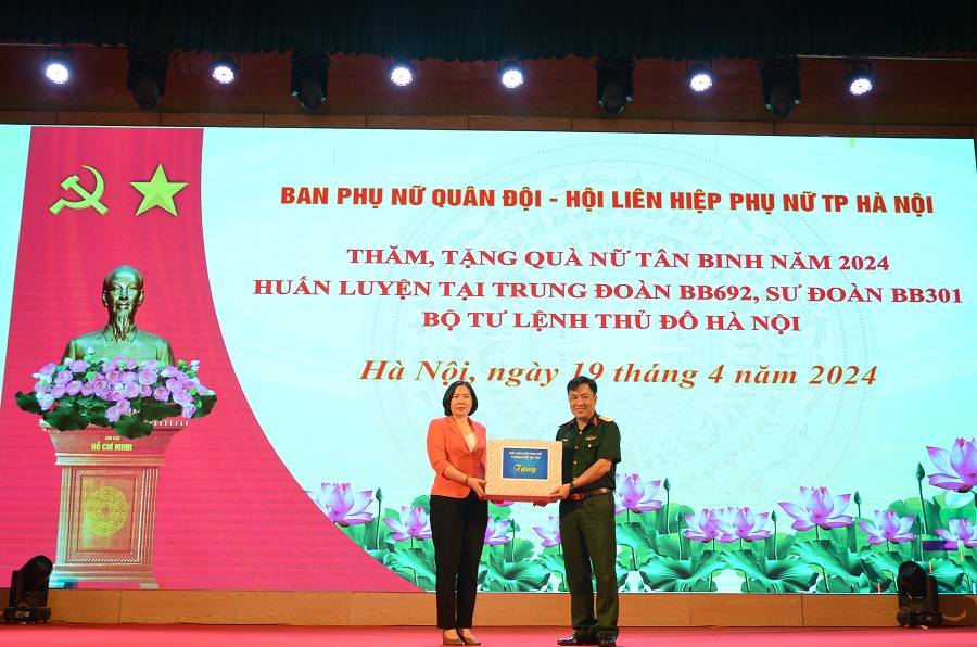 Môi trường quân đội sẽ là trường học lớn để các nữ tân binh rèn luyện, phát huy năng lực, phẩm chất - ảnh 6