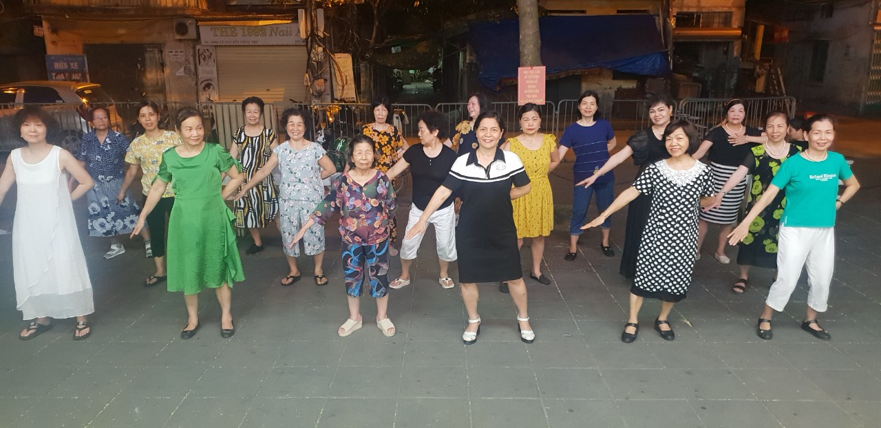 Lần đầu tiên, lập kỷ lục hơn 30.000 phụ nữ Thủ đô đồng loạt đồng diễn dân vũ - ảnh 3