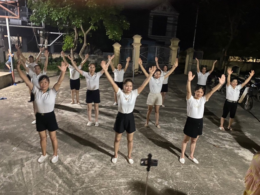 Lần đầu tiên, lập kỷ lục hơn 30.000 phụ nữ Thủ đô đồng loạt đồng diễn dân vũ - ảnh 4