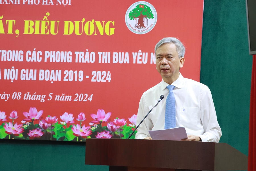 Biểu dương, tôn vinh 50 phụ nữ cao tuổi tiêu biểu của Thủ đô trong phong trào thi đua yêu nước - ảnh 7