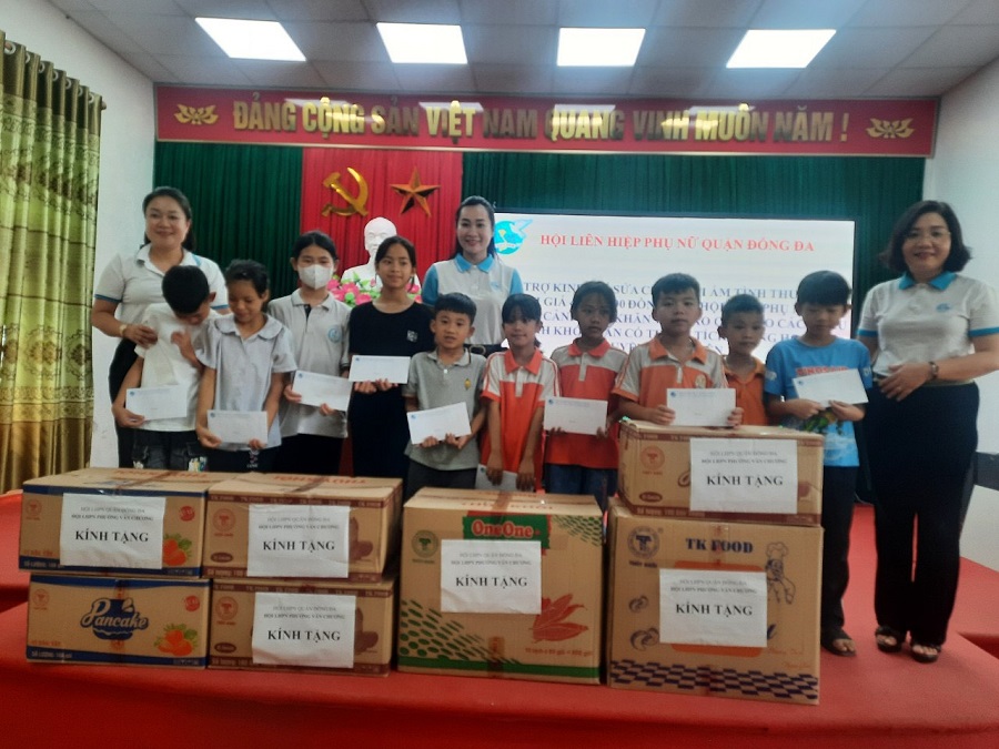Hội LHPN quận Đống Đa: Hỗ trợ kinh phí xây mái ấm tình thương cho phụ nữ khó khăn huyện Phú Xuyên - ảnh 2