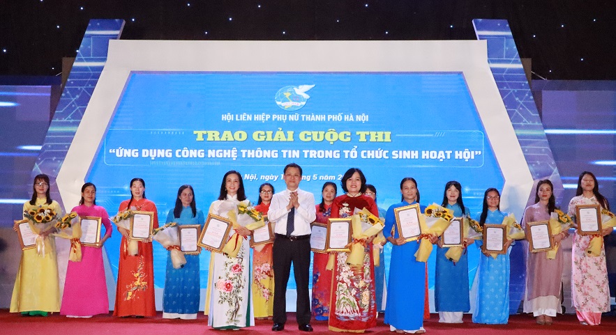 Hội LHPN quận Bắc Từ Liêm giành giải Nhất cuộc thi “Ứng dụng công nghệ thông tin trong tổ chức sinh hoạt Hội“ - ảnh 2