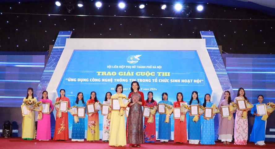Hội LHPN quận Bắc Từ Liêm giành giải Nhất cuộc thi “Ứng dụng công nghệ thông tin trong tổ chức sinh hoạt Hội“ - ảnh 1