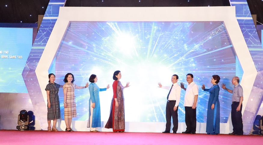 Phát động Diễn đàn “Phụ nữ Thủ đô xây dựng thành phố hòa bình, sáng tạo” trên báo Phụ nữ Thủ đô - ảnh 1