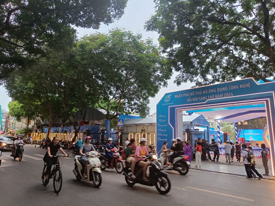 19h30 tối nay, khai mạc Ngày Phụ nữ Thủ đô ứng dụng công nghệ đổi mới sáng tạo năm 2024 - ảnh 2