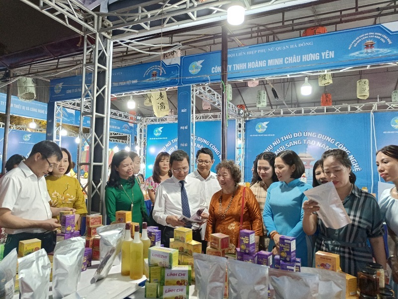 Thúc đẩy tinh thần vượt khó, đổi mới sáng tạo của phụ nữ Thủ đô - ảnh 3