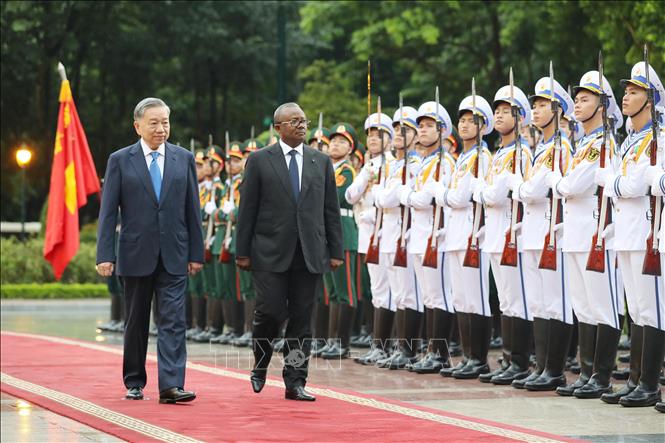 Tổng Bí thư, Chủ tịch nước Tô Lâm chủ trì lễ đón chính thức Tổng thống Guinea-Bissau - ảnh 5