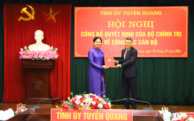 Ủy viên BCH TƯ Đảng, Chủ tịch Hội LHPN Việt Nam Hà Thị Nga giữ chức vụ Bí thư Tỉnh ủy Tuyên Quang - ảnh 1
