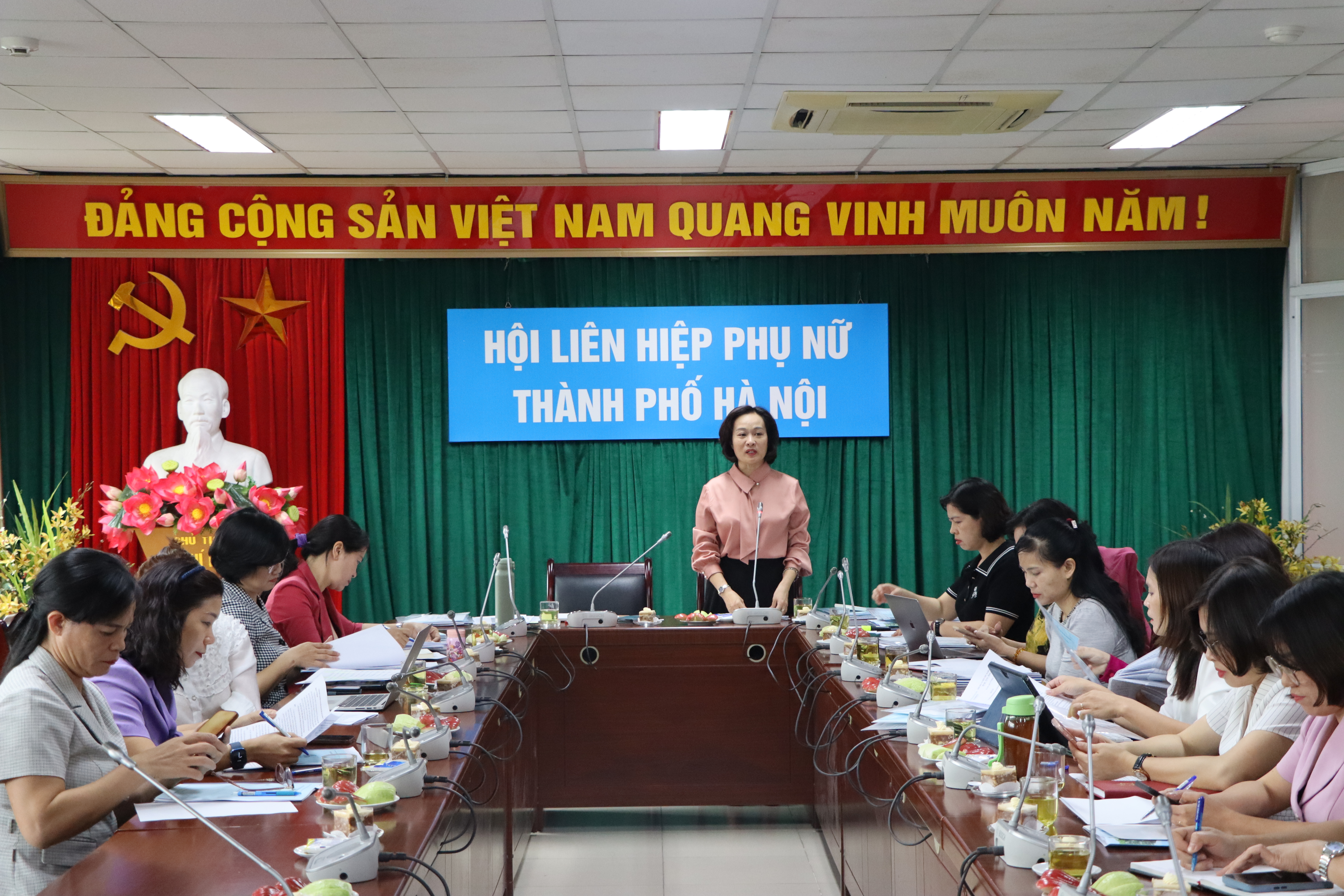 Cụm thi đua số 3-Hội LHPN Hà Nội: Tích cực tham gia xây dựng nông thôn mới, đô thị văn minh - ảnh 1