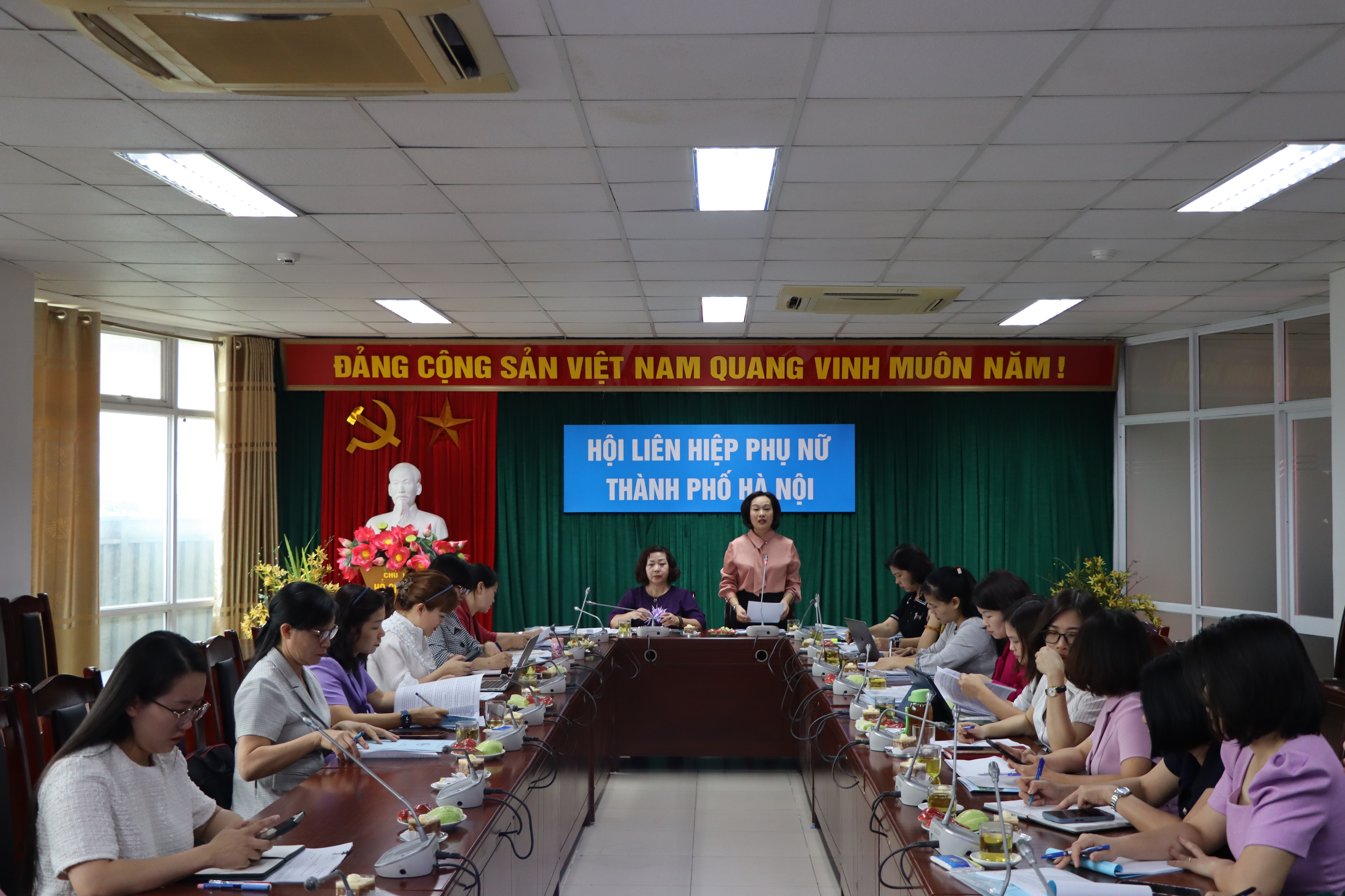 Cụm thi đua số 3-Hội LHPN Hà Nội: Tích cực tham gia xây dựng nông thôn mới, đô thị văn minh - ảnh 2