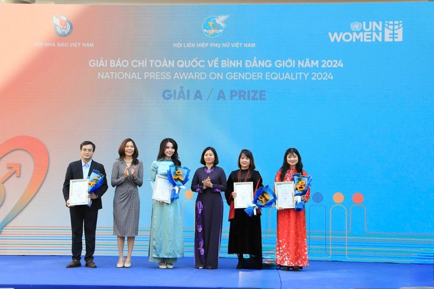 Báo Phụ nữ Thủ đô nhận giải Báo chí toàn quốc về bình đẳng giới tổ chức lần đầu tiên tại Việt Nam - ảnh 3