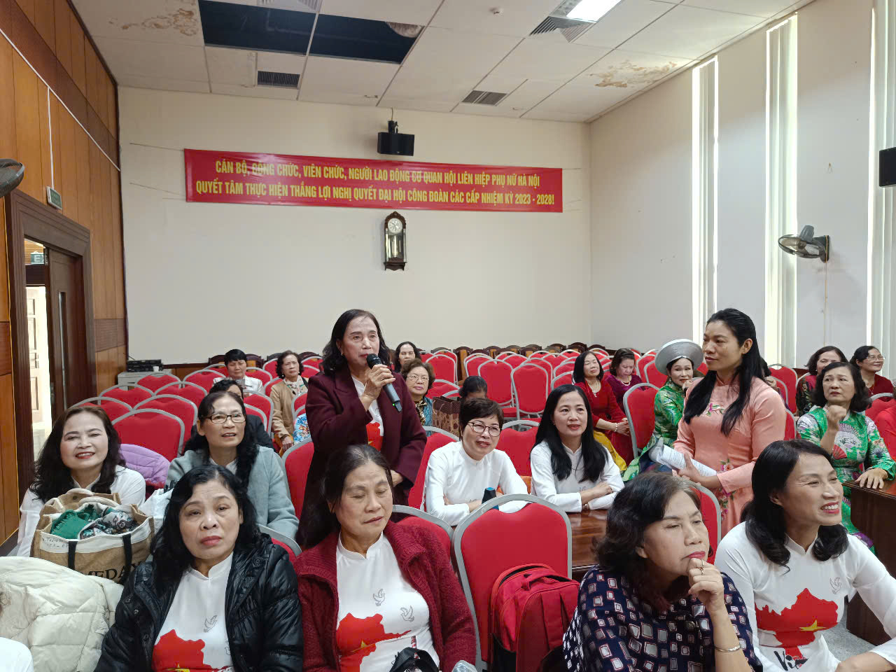 CLB Phụ nữ Thủ đô đổi mới nội dung hoạt động, phát huy truyền thống tốt đẹp của phụ nữ Việt Nam - ảnh 14