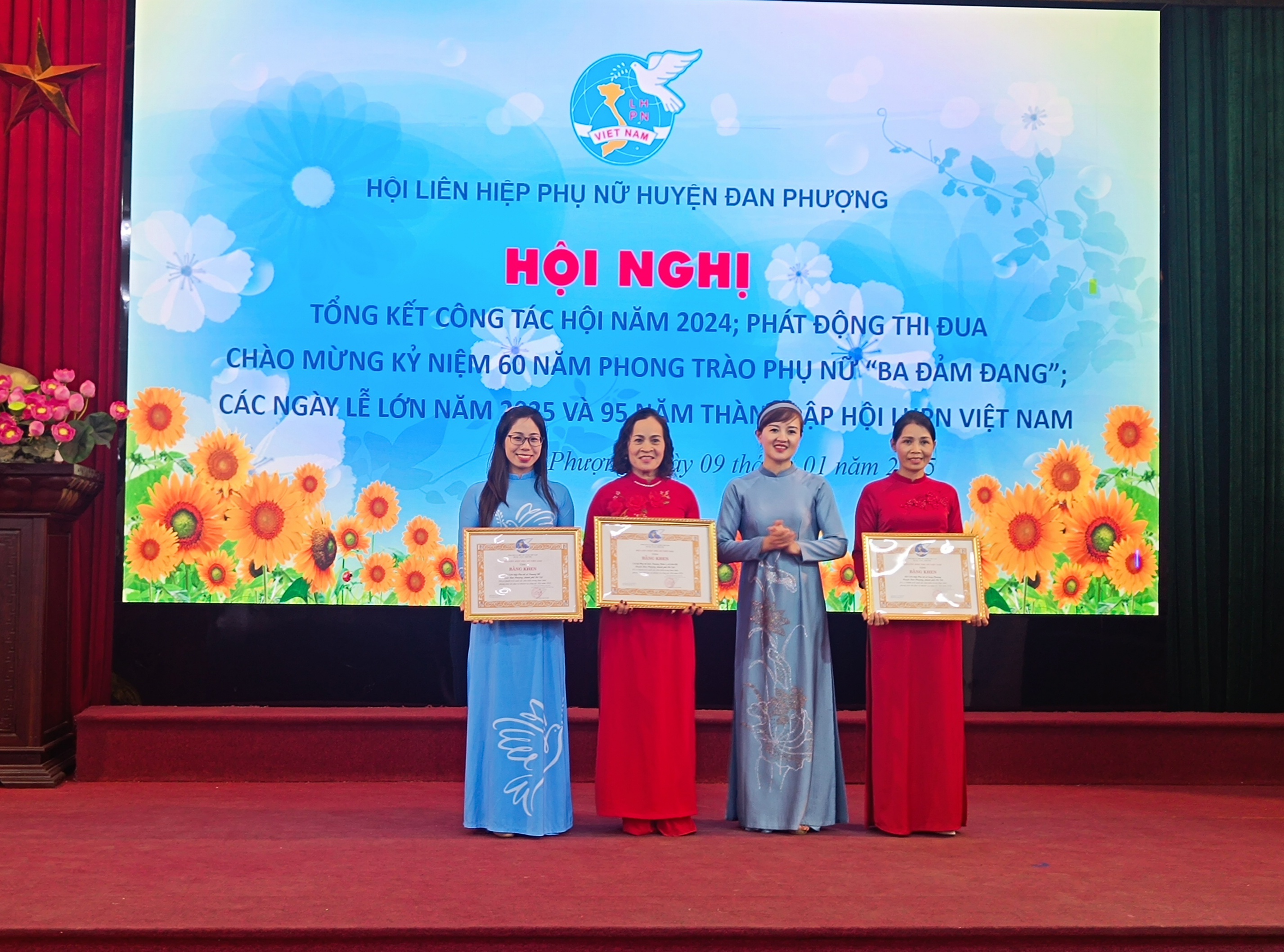 Hội LHPN huyện Đan Phượng biểu dương nhiều tập thể, cá nhân xuất sắc trong phong trào thi đua - ảnh 9