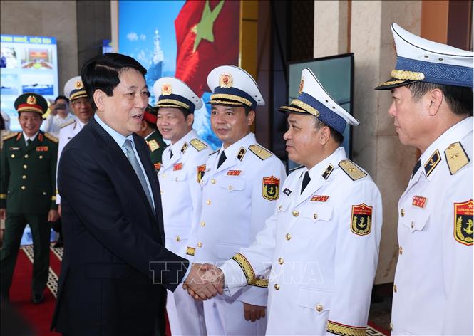 Chủ tịch nước dự Lễ kỷ niệm 70 năm Ngày thành lập Hải quân nhân dân Việt Nam - ảnh 4